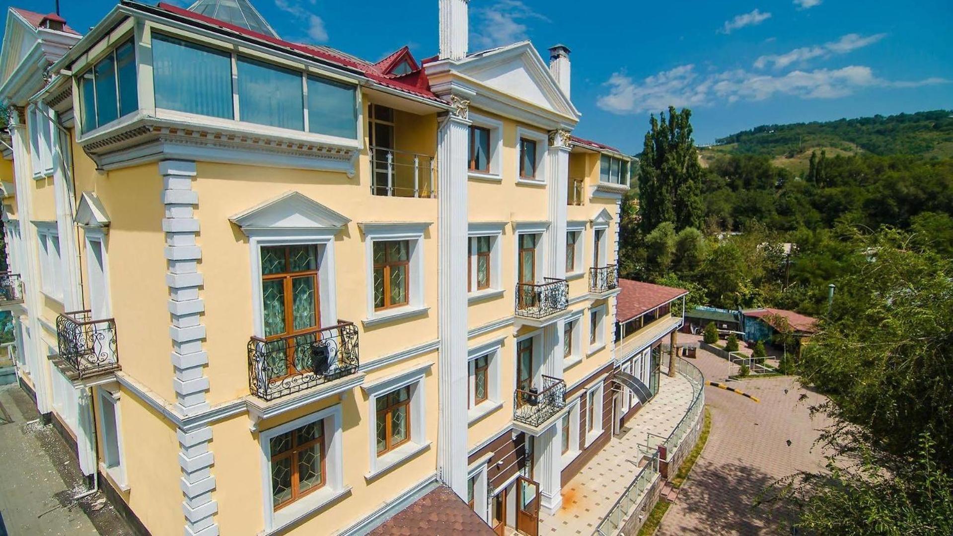 Aykun Hotel Almaty Exterior foto